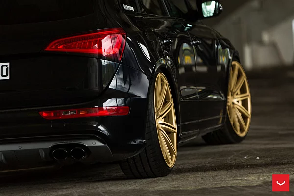 Фото дисков Vossen CV4 Сатиновое золото на Audi Q5 (8R)