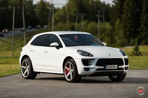 Фото дисков Vossen CG-201 Глянцевый лак на Porsche Macan I