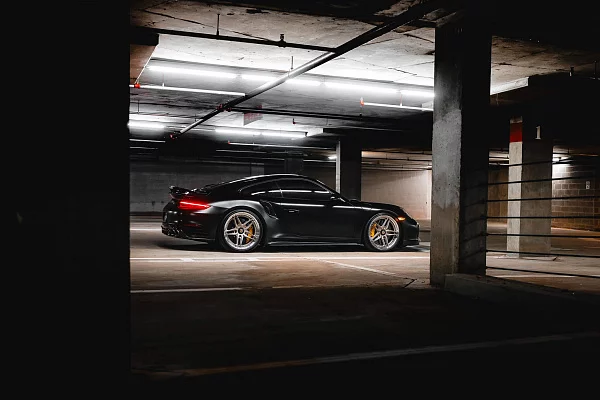 Фото дисков HRE S107SC Глянцевая шампань на Porsche 911 VII