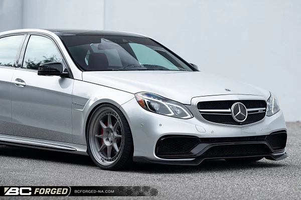 Фото дисков BC Forged LE82 // MLE82 Сатиновый темный лак на Mercedes-Benz E-Class (W212, S212, C207)