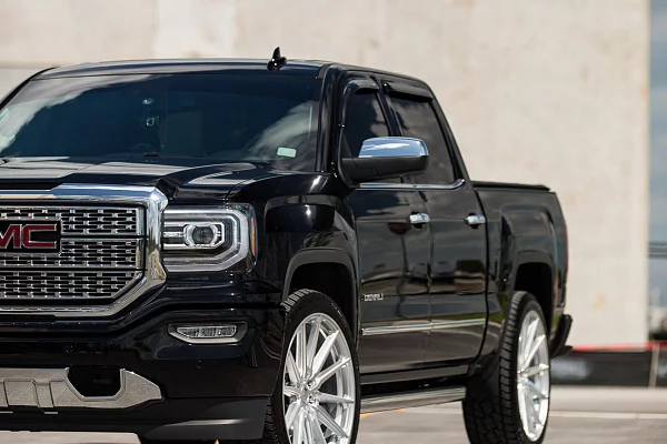 Фото дисков Vossen HF6-1 Серебро на GMC Sierra III