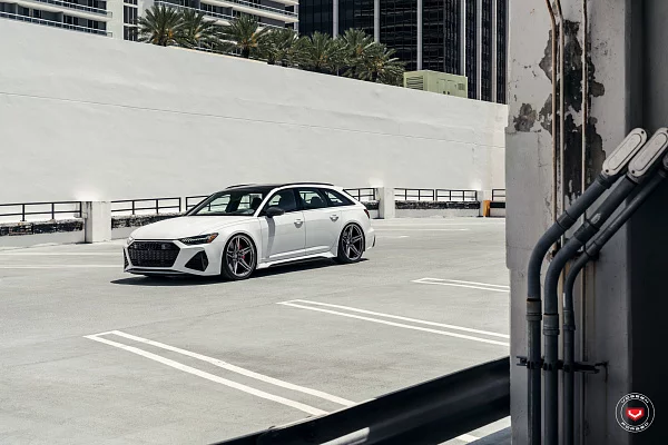 Фото дисков Vossen EVO-1R Глянцевый темный лак на Audi A/RS 6 (C8)
