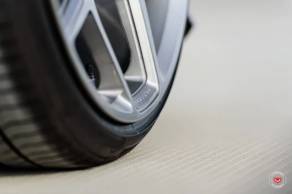 Фото дисков Vossen CG-205 Глянцевый лак на Audi A/RS 6 (C7)