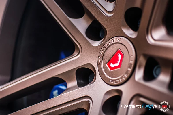 Фото дисков Vossen CG-202 Сатиновая темная медь на BMW 3/M3 (F3x/F80)