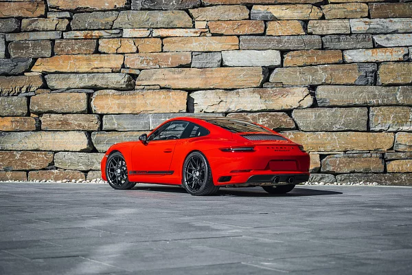 Фото дисков HRE FF01 Черный сатин на Porsche 911 VII