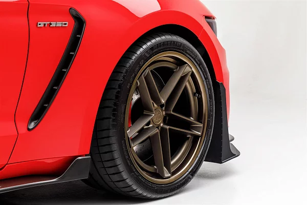 Фото дисков HRE G-Code Сатиновая темная бронза на Ford Mustang VI