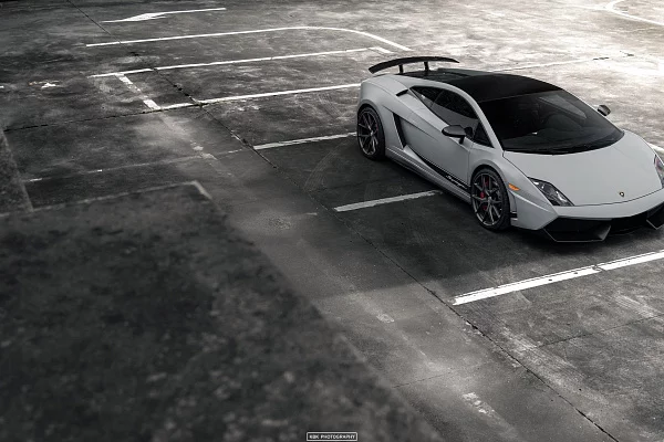 Фото дисков HRE P101 Сатиновый графит на Lamborghini Gallardo