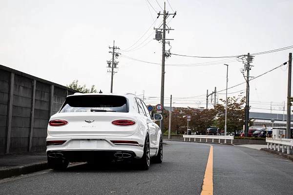 Фото дисков HRE P204 Сатиновый тонированный лак на Bentley Bentayga