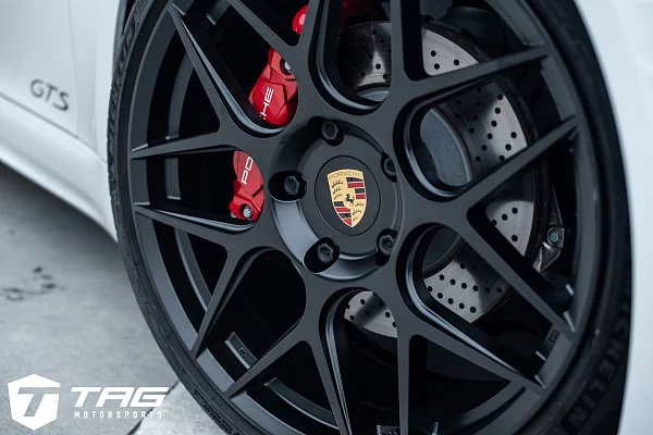 Фото дисков HRE FF01 Черный сатин на Porsche Boxster III