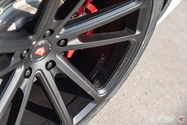 Фото дисков Vossen CG-203 Черный сатин на Range Rover Sport II