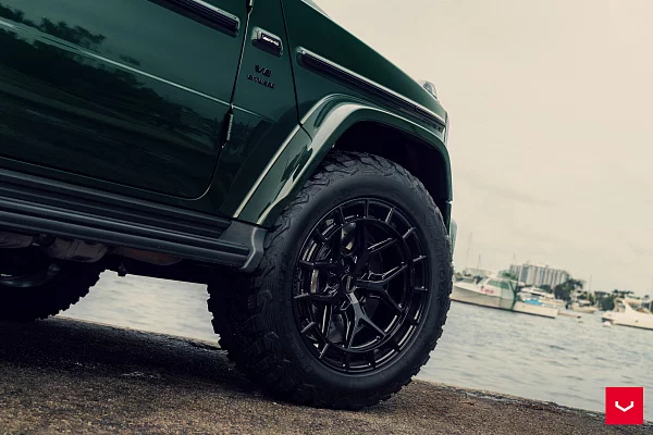 Фото дисков Vossen HFX-1 (5-Lug) Черный глянец на Mercedes-Benz G-Class III
