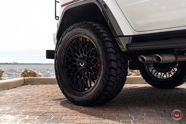 Фото дисков Vossen GNX-02 Черный глянец на Mercedes-Benz G-Class III