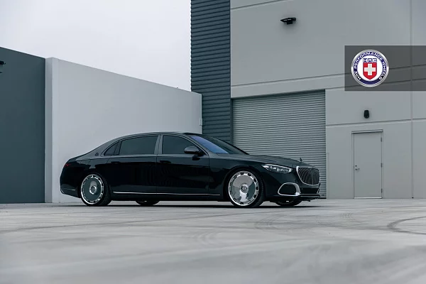 Фото дисков HRE L108M Полированный лак на Mercedes-Benz S-Class (W223)
