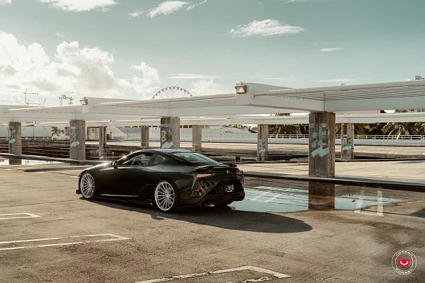 Фото дисков Vossen VPS-2 (3-Piece) Глянцевый лак на Lexus LC 500