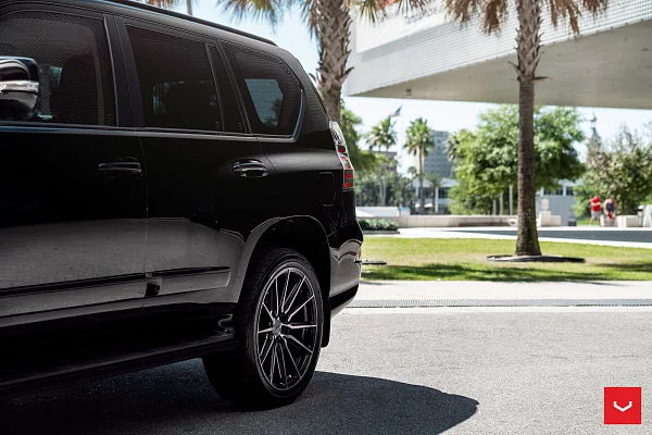 Фото дисков Vossen HF6-1 Глянцевый темный лак на Lexus GX II
