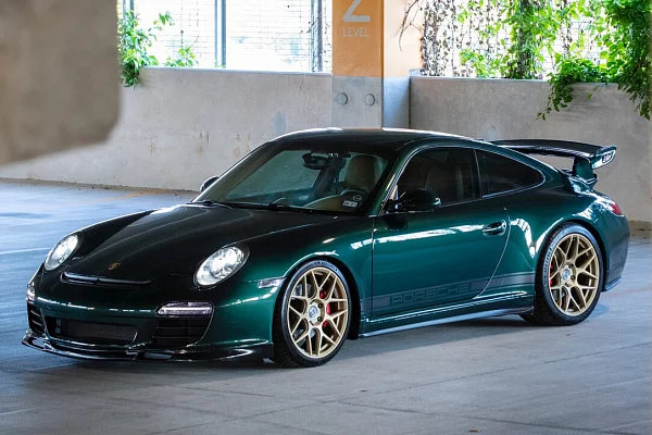 Фото дисков HRE FF01 Сатиновое золото на Porsche 911 VI
