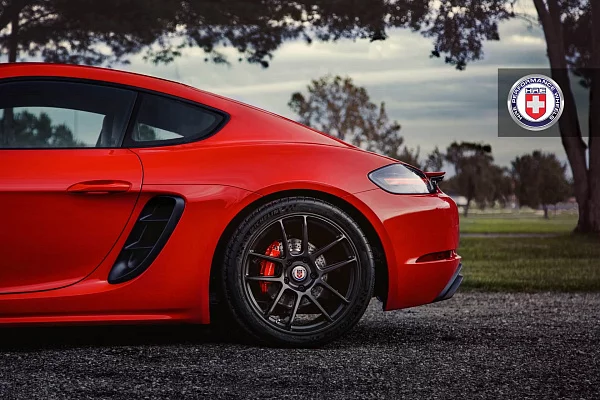 Фото дисков HRE RC104 Черный сатин на Porsche Cayman II