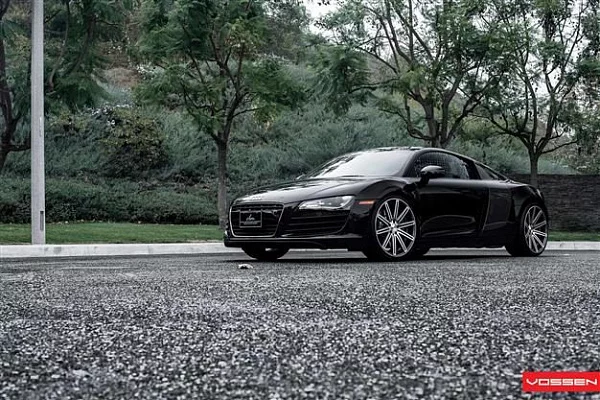 Фото дисков Vossen CV4 Алмазная проточка на Audi R8 (Typ 42)