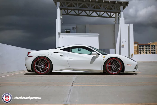 Фото дисков HRE S207 Сатиновый графит на Ferrari 488