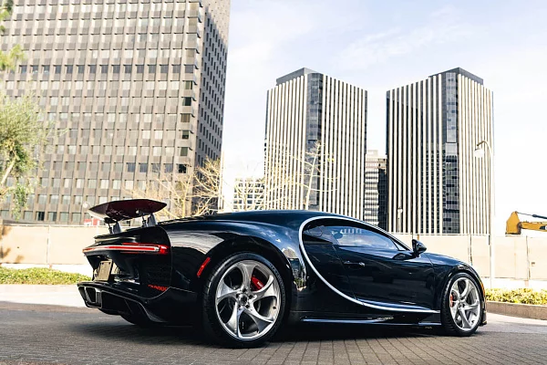 Фото дисков HRE 522M Глянцевый лак на Bugatti Chiron