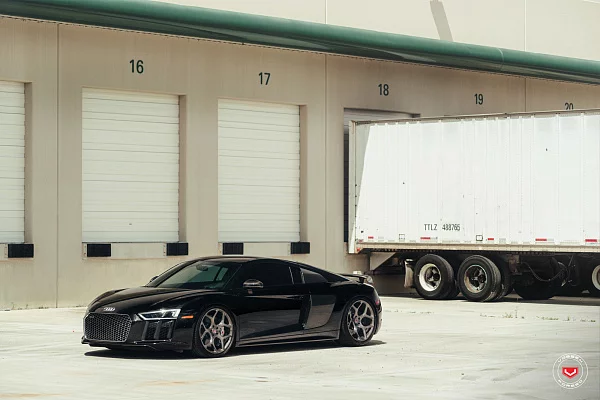 Фото дисков Vossen CG-205 Глянцевый тонированный лак на Audi R8 (4S)