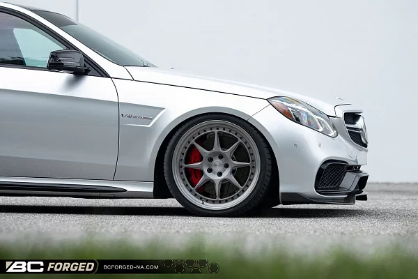 Mercedes Benz E63S AMG