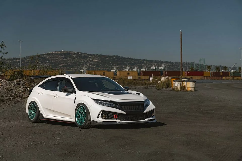 Motegi Racing MR158 TSUBAKI / Honda Civic Type R FK8