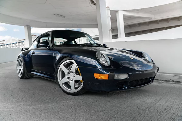 Фото дисков HRE 305M Сатиновый лак на Porsche 911 IV