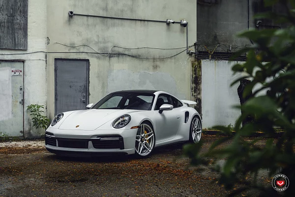 Фото дисков Vossen EVO-1R Глянцевый лак на Porsche 911 VIII