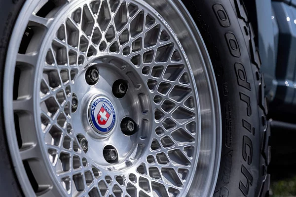 Фото дисков HRE 501 GTM Глянцевый лак на Ford F-150 XIV