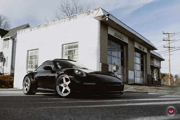 Фото дисков Vossen GEN-01 (3-Piece) Сатиновый тонированный лак на Porsche 911 VIII