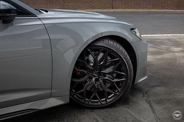 Фото дисков Vossen HF-2 Черный глянец на Audi A/RS 6 (C8)