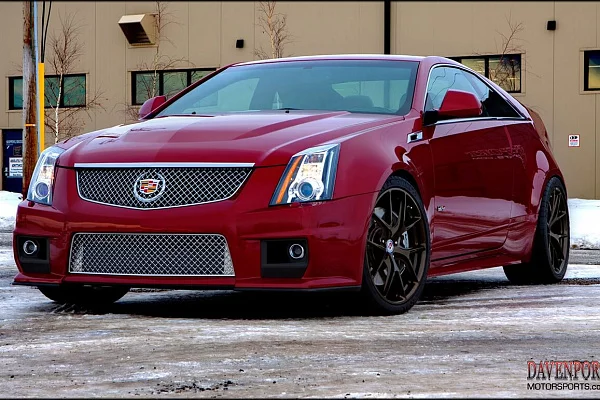 Фото дисков HRE P101 Глянцевая бронза на Cadillac CTS II