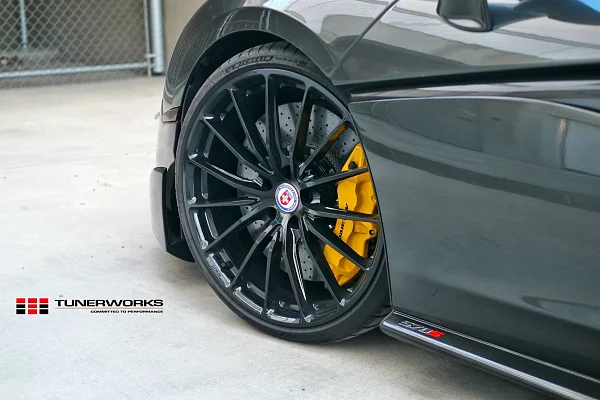 McLaren 570S