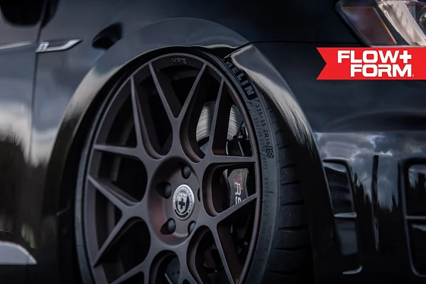 Фото дисков HRE FF01 Сатиновая темная бронза на Volkswagen Golf VII