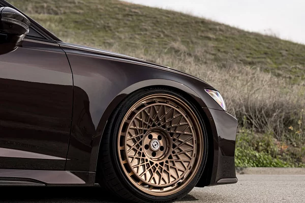 Фото дисков HRE 501 GTM Сатиновая бронза на Audi A/RS 6 (C8)