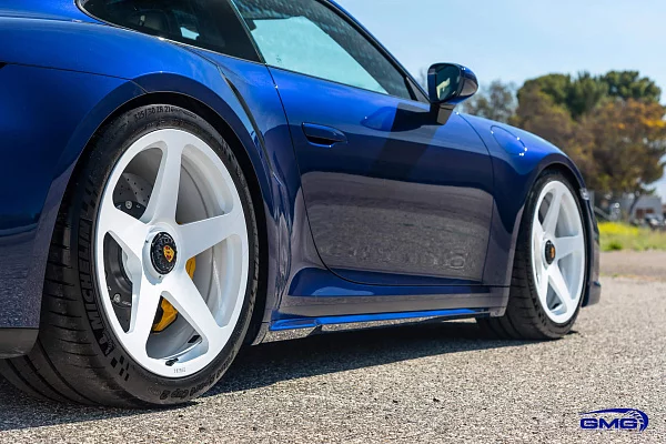 Фото дисков HRE 305M Белый глянец на Porsche 911 VIII