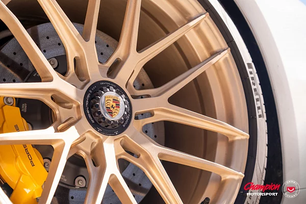 Фото дисков Vossen RS19 Сатиновая шампань на Porsche 911 VIII