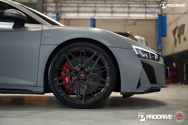 Фото дисков Vossen EVO-5 Черный глянец на Audi R8 (4S)