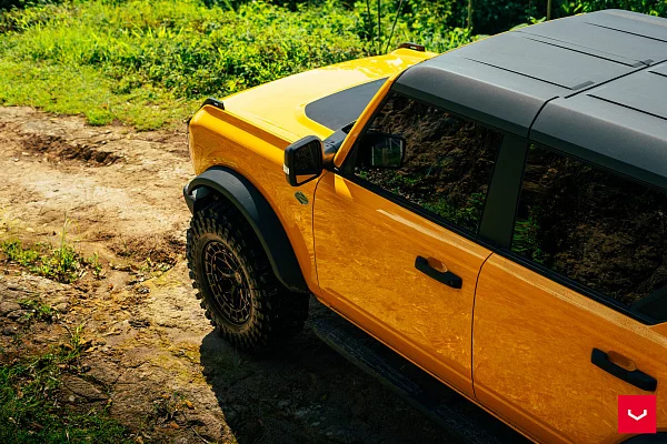 Фото дисков Vossen HFX-1 (6-Lug) Черный глянец на Ford Bronco