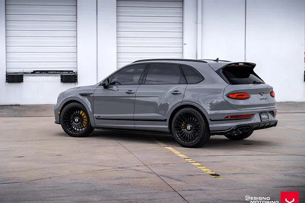 Фото дисков Vossen HF-8 Черный глянец на Bentley Bentayga