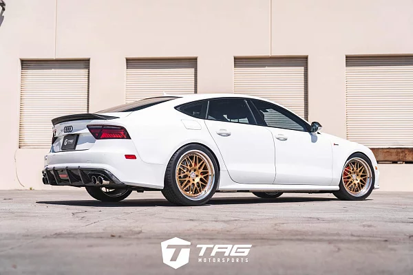 Фото дисков HRE 540C Глянцевое золото на Audi A/RS 7 (4G)