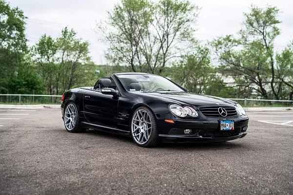 Фото дисков HRE FF01 Серебро на Mercedes-Benz SL (R230)