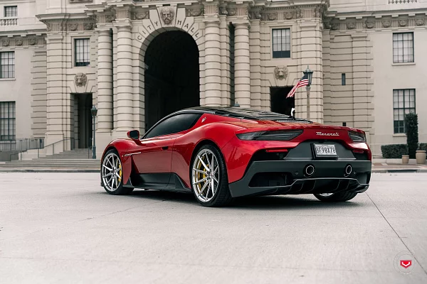 Фото дисков Vossen EVO-2 Полированный лак на Maserati MC20