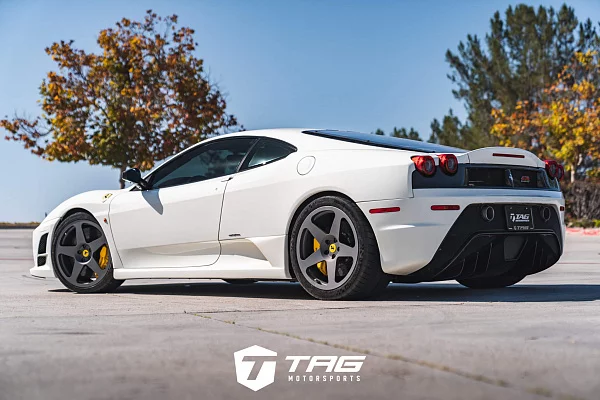 Фото дисков HRE 305M Сатиновый графит на Ferrari F430