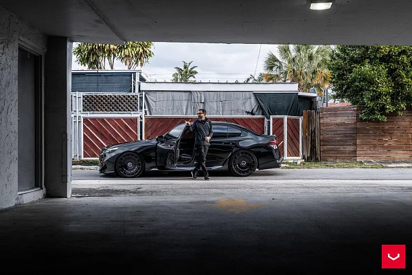 Фото дисков Vossen HF-9 Черный глянец на BMW 5/M5 (G60/G90)