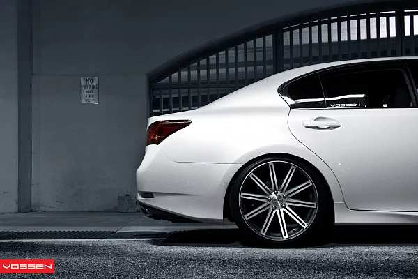 Фото дисков Vossen CV4 Алмазная проточка на Lexus GS IV