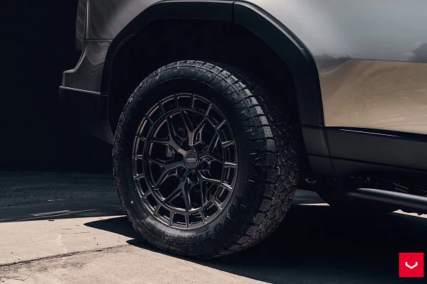 Фото дисков Vossen HFX-1 (6-Lug) Сатиновый графит на Lexus GX III