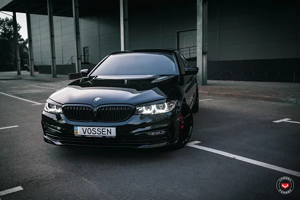 Фото дисков Vossen CG-203 Черный глянец на BMW 5/M5 (G30/F90)