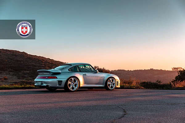 Фото дисков HRE 522M Серебро на Porsche 911 IV